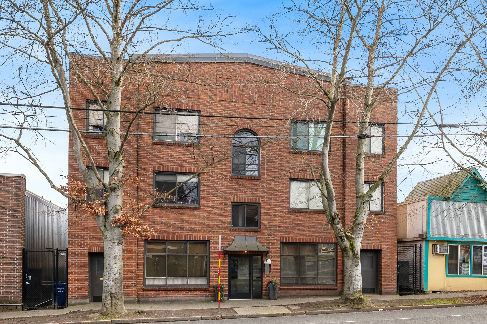 8008 Greenwood Ave N, Seattle, WA for Sale