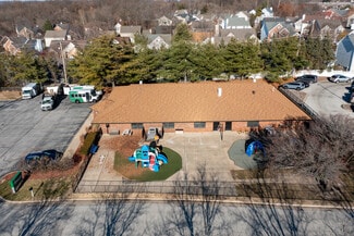 Chesterfield, MO Retail - 111-187 Hilltown Village Ctr