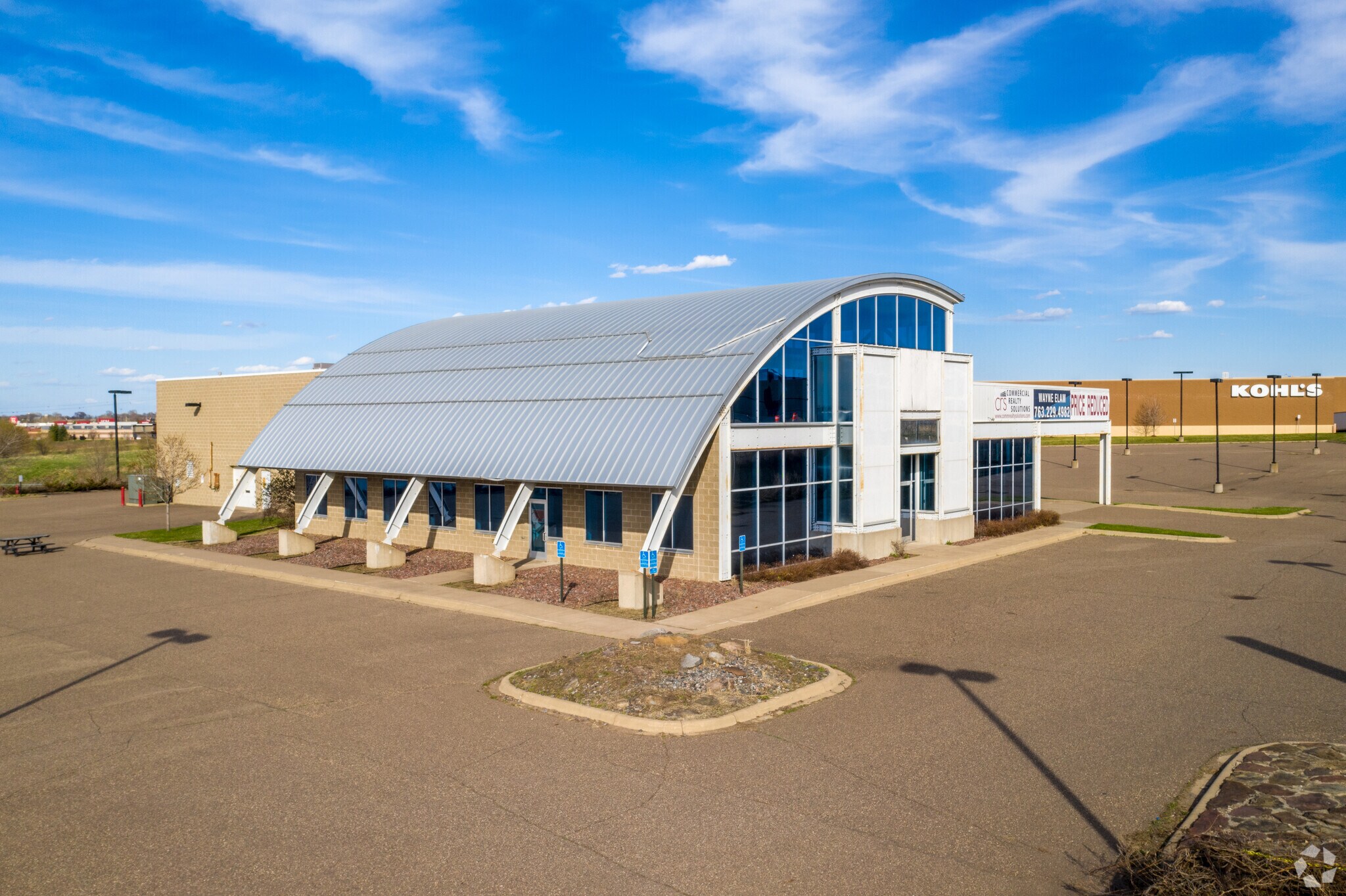 22015 S Diamond Lake Rd S Rogers, MN 55374 Retail Property for Sale