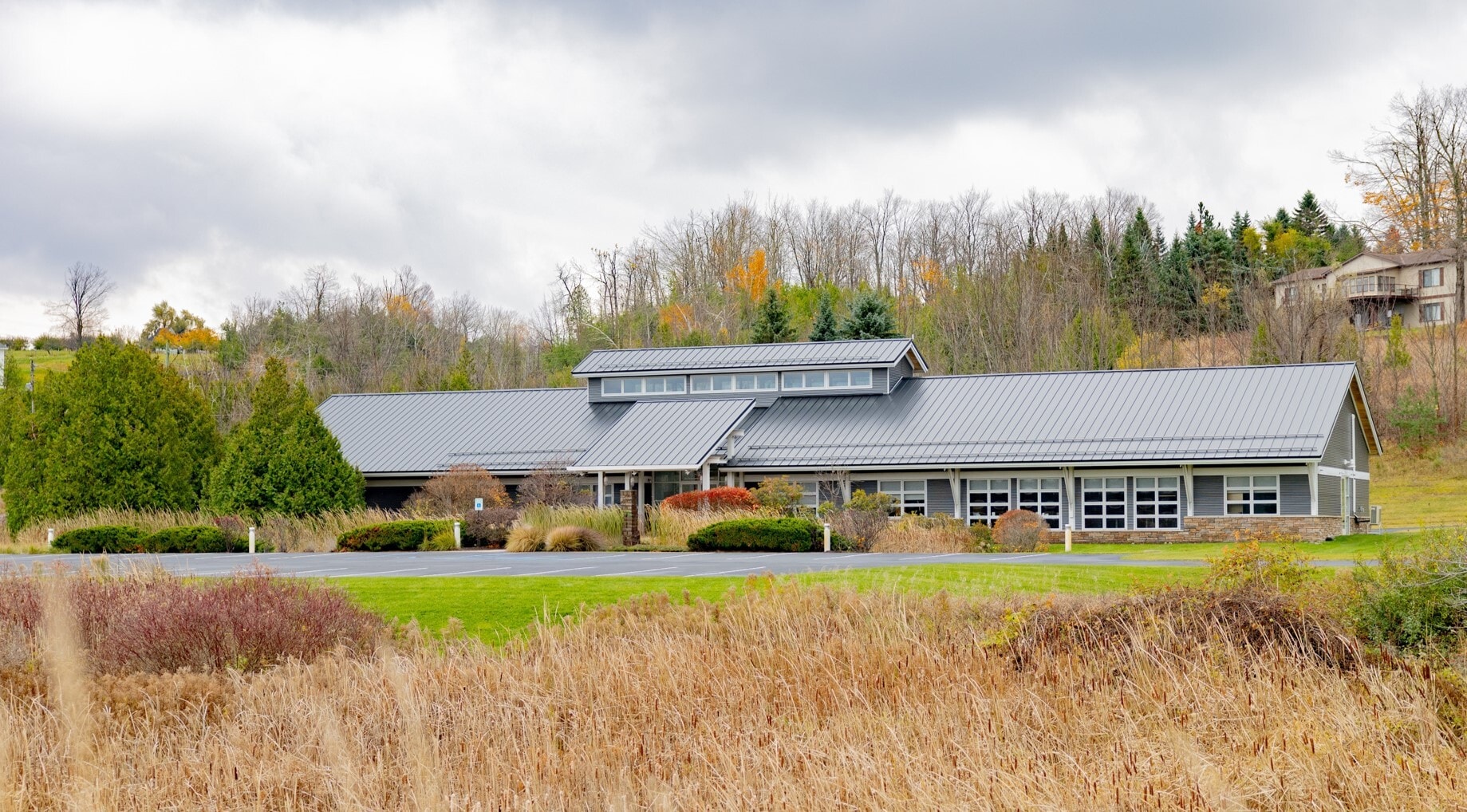 2940 Parkview Dr, Petoskey, MI for Sale