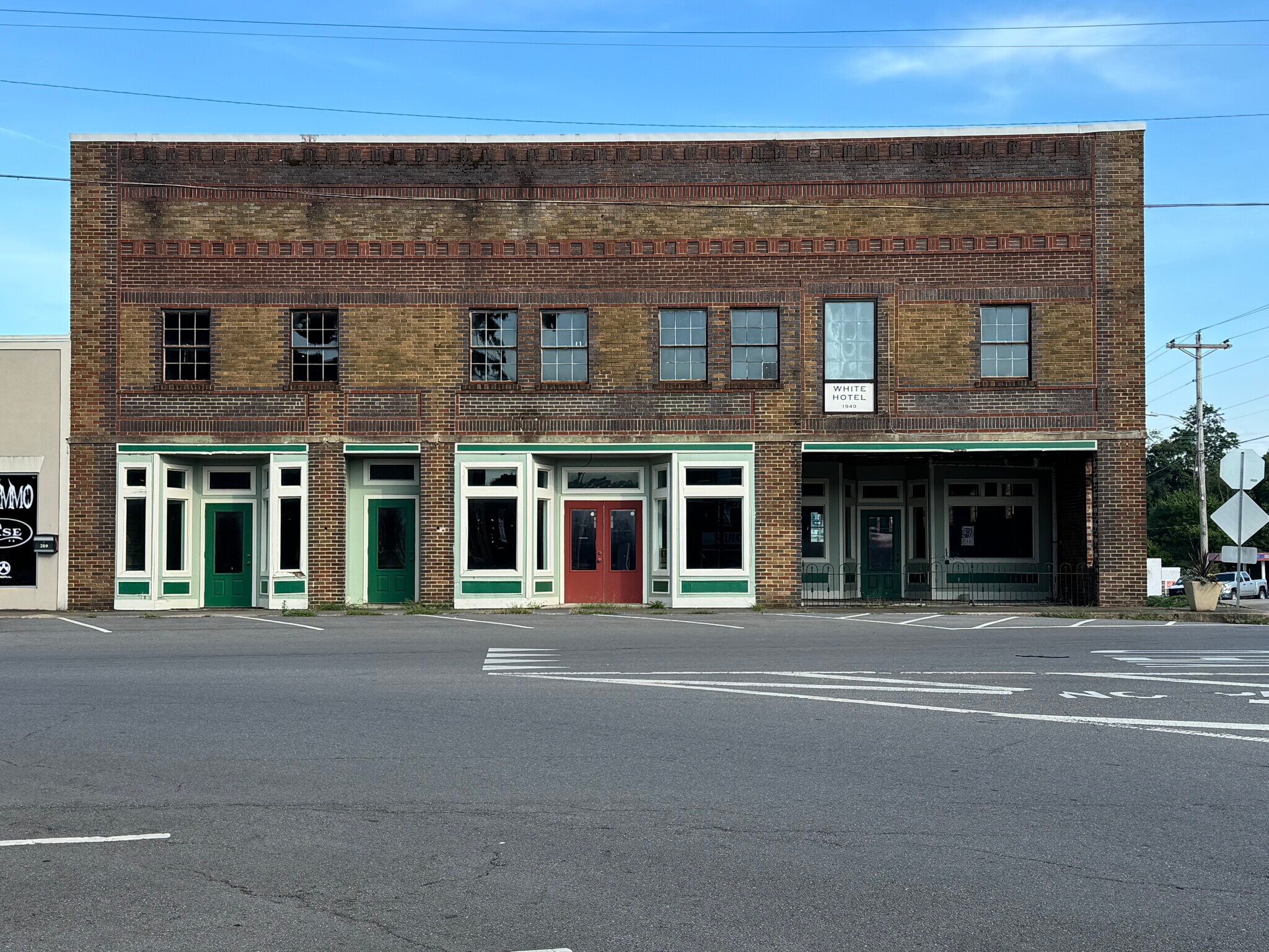 1 Public Square Red Boiling Springs Sq, Lafayette, TN for Sale