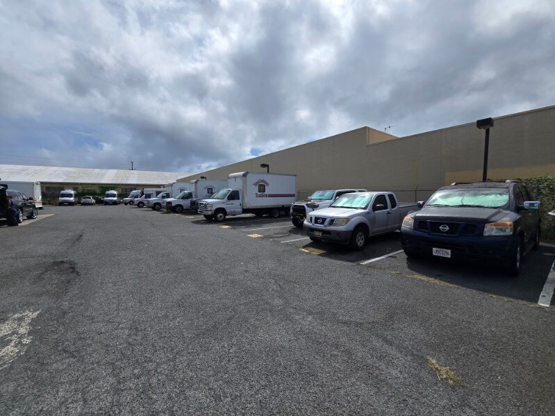 4321 Lawehana St, Honolulu, HI for Rent