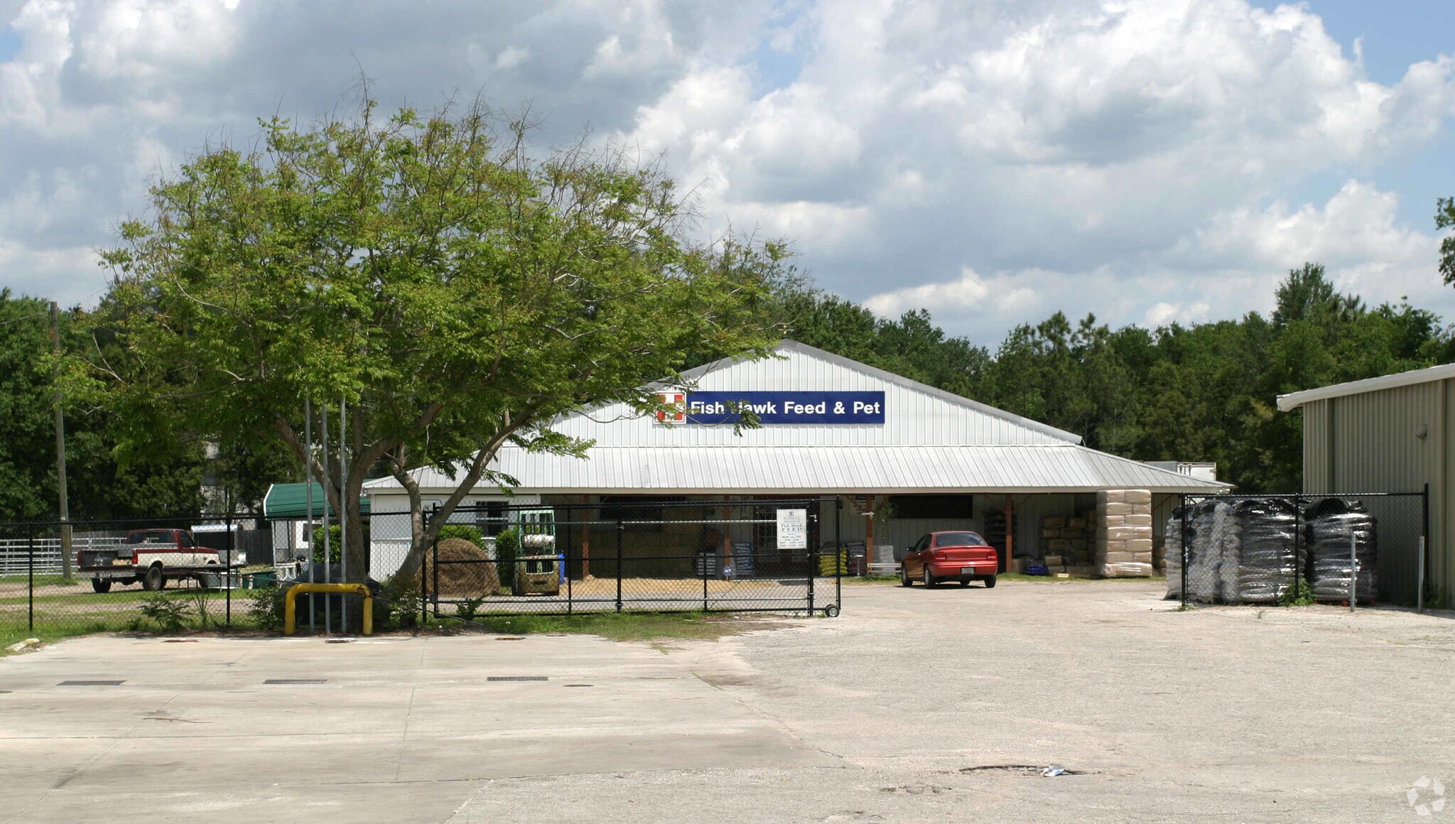 7015 Lithia Pinecrest Rd, Lithia, FL for Sale
