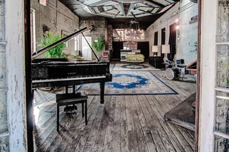 Brooklyn, NY Office, Retail - 198 N 4th St