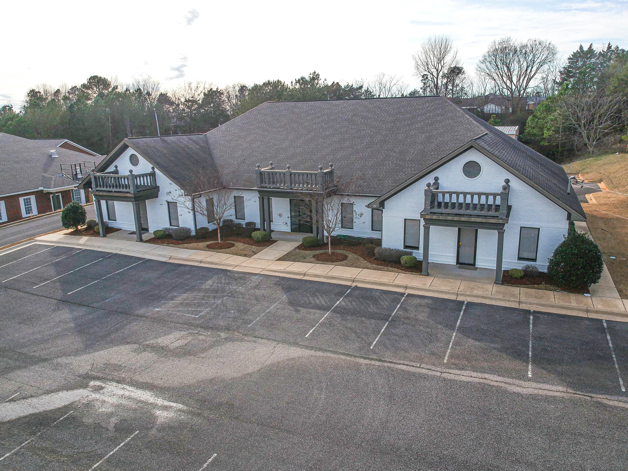 3722 Palisades Dr Tuscaloosa, AL 35405 Office Property for Sale on