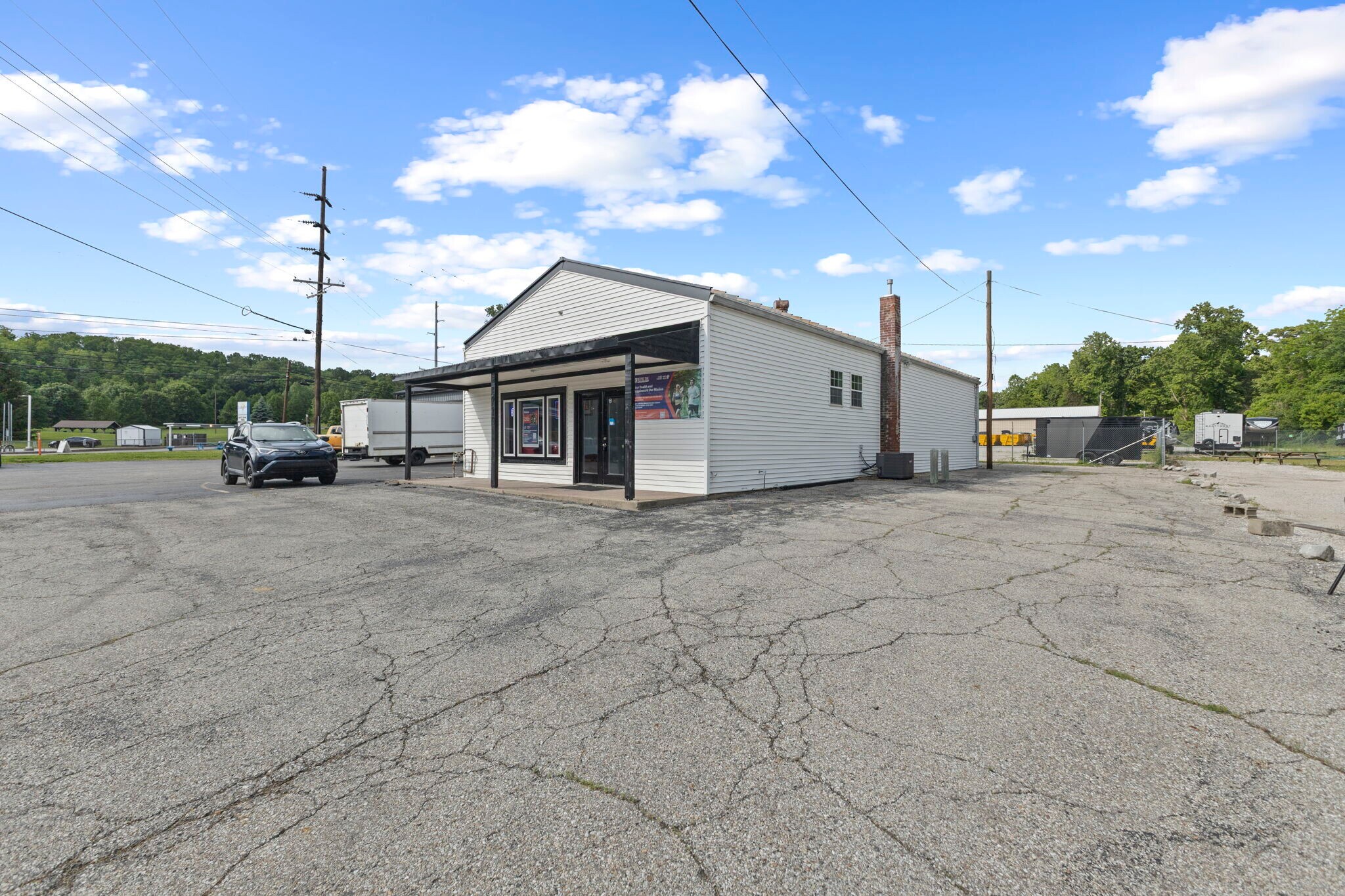 1710 Hospital Dr, Martinsville, IN for Rent