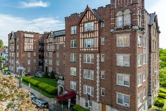 Paterson, NJ Apartments - 555 E 27th St
