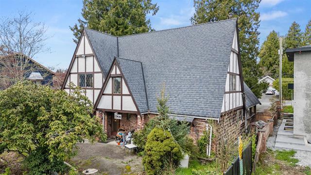 13491 Marine Dr, Surrey, BC for Sale