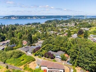 1921-1925 Sunset Dr W  