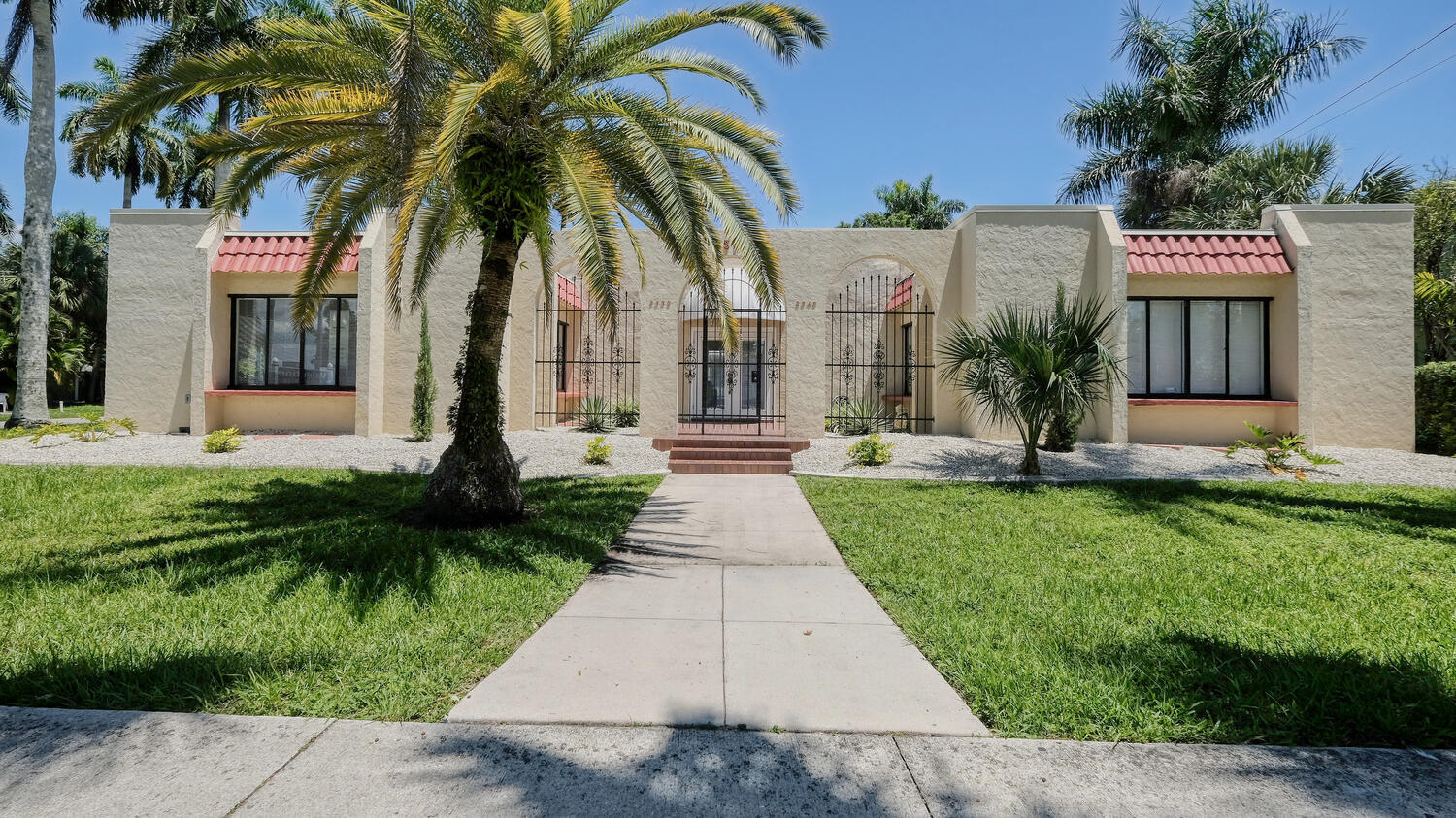 2548-2550 First St, Fort Myers, FL for Rent
