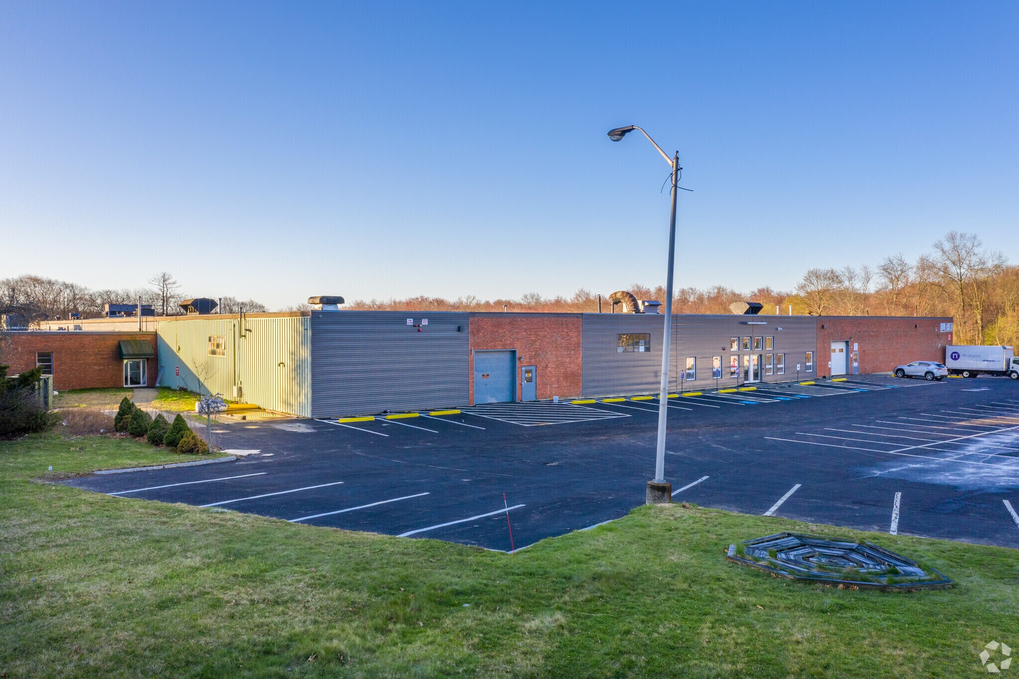 530 West St Braintree, MA 02184 Industrial Property for Lease on