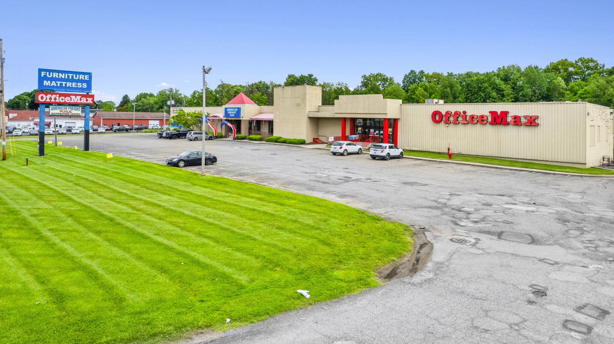 4335-4345 Lincoln Way E, Massillon, OH for Sale