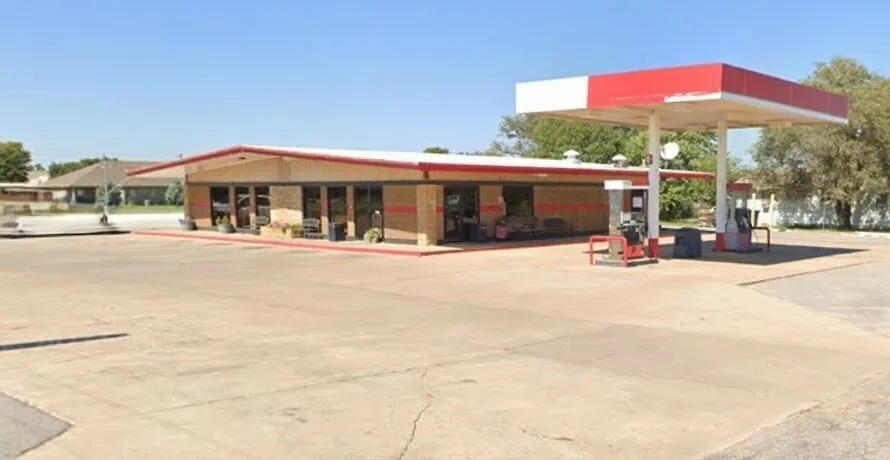 807 E State Rd, Fairview, OK for Sale