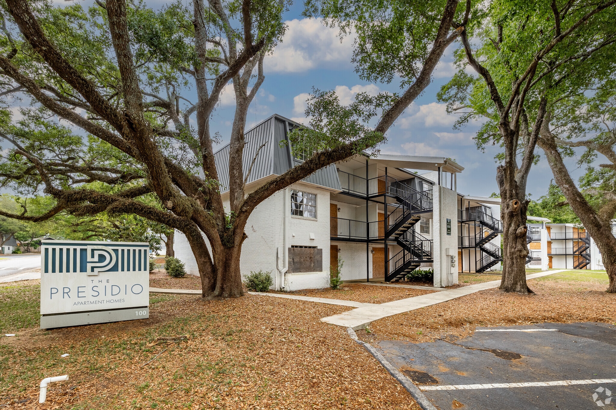 100 Redwood Cir, Pensacola, FL for Sale