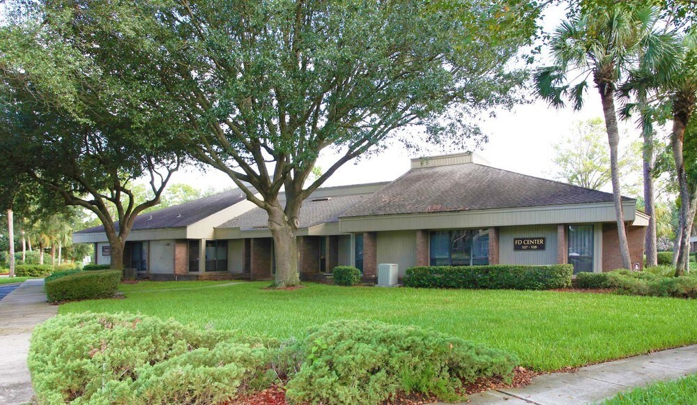 9471 Baymeadows Rd, Jacksonville, FL for Rent