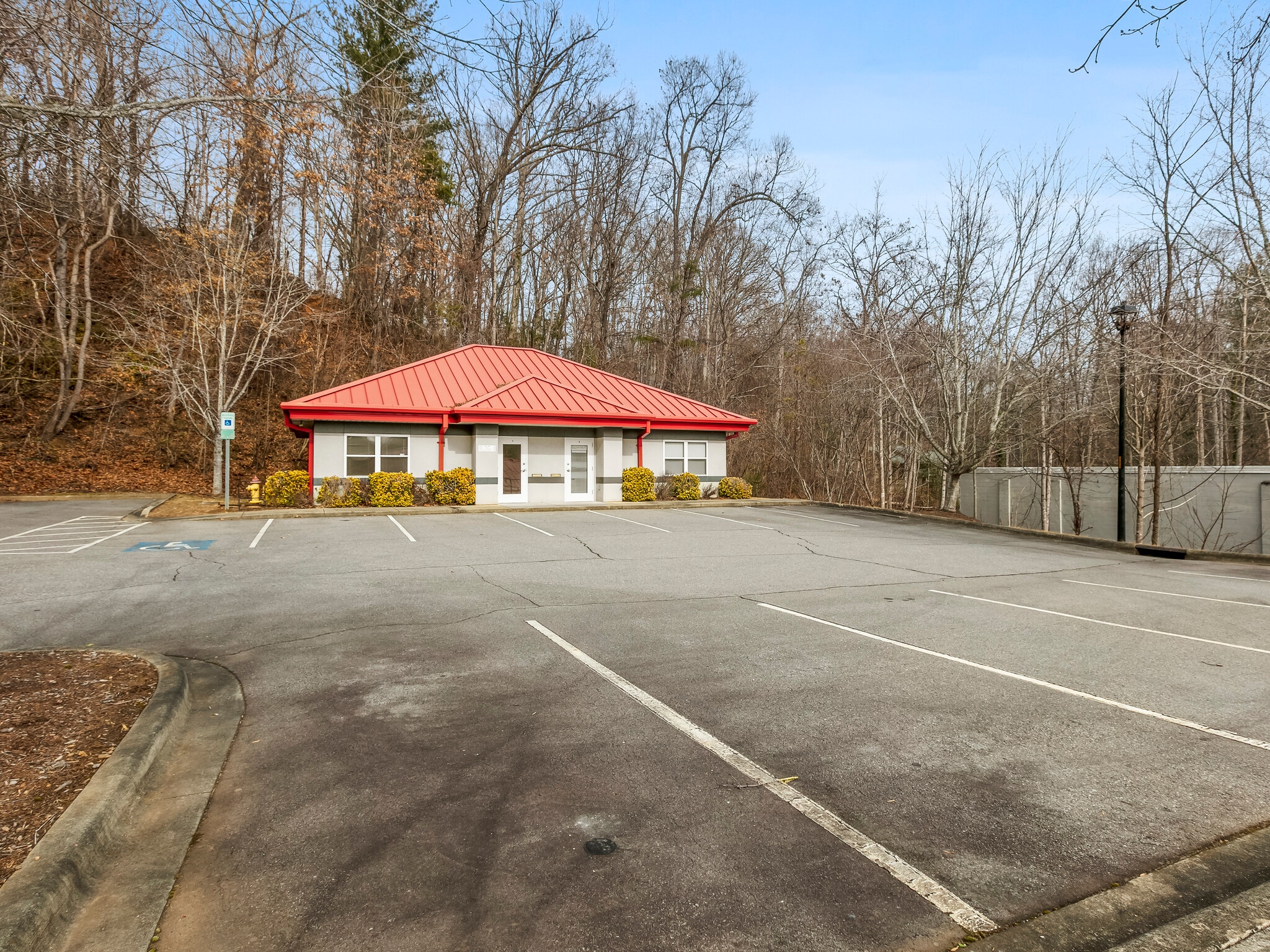 1070 Tunnel Rd, Asheville, NC for Sale
