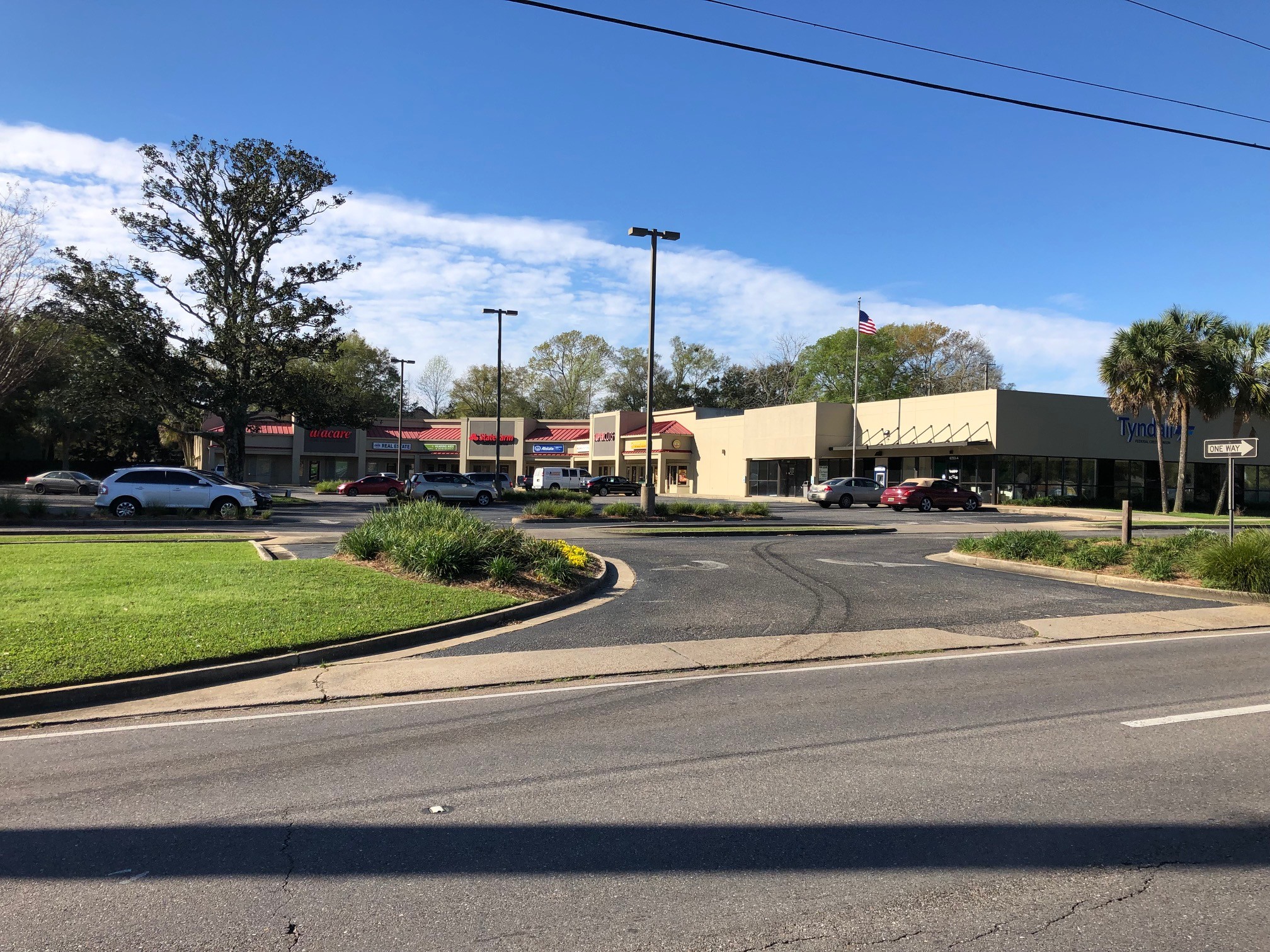 6313-6345 Cottage Hill Rd, Mobile, AL for Rent