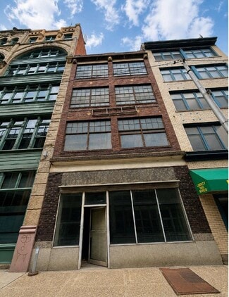 Pittsburgh, PA Storefront Retail/Office - 1135 Penn Ave
