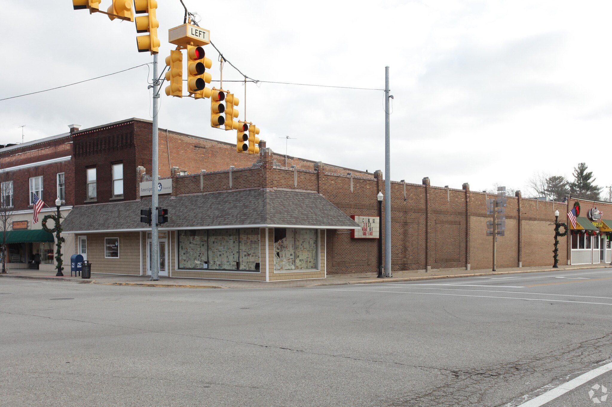 102-108 N Main St, Plainwell, MI for Rent