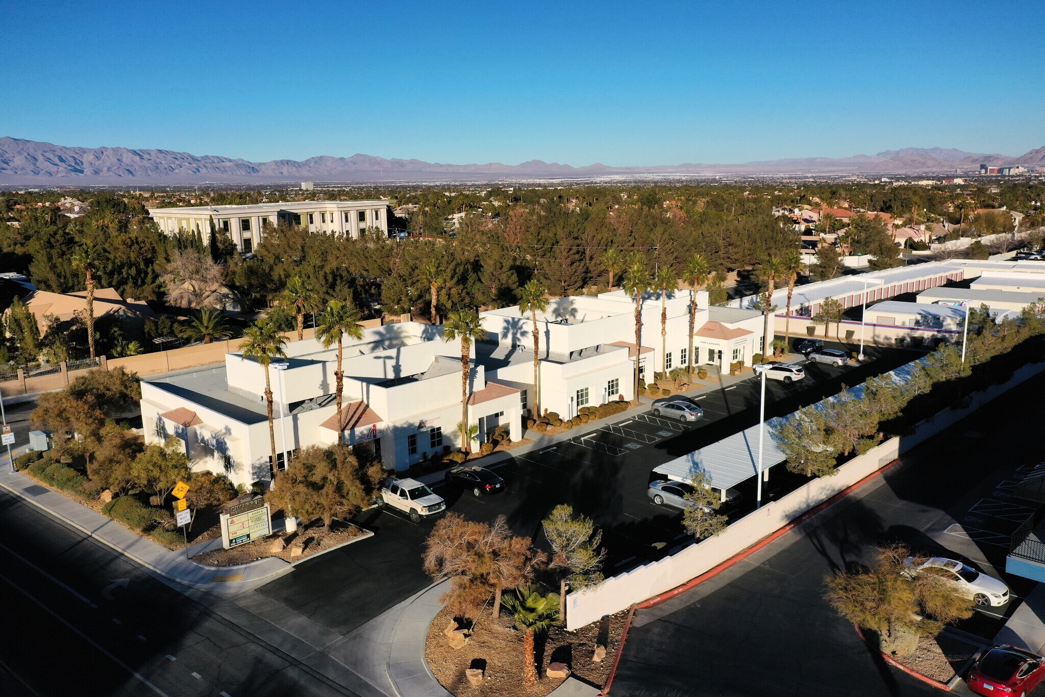 2400 S Cimarron Rd, Las Vegas, NV for Rent