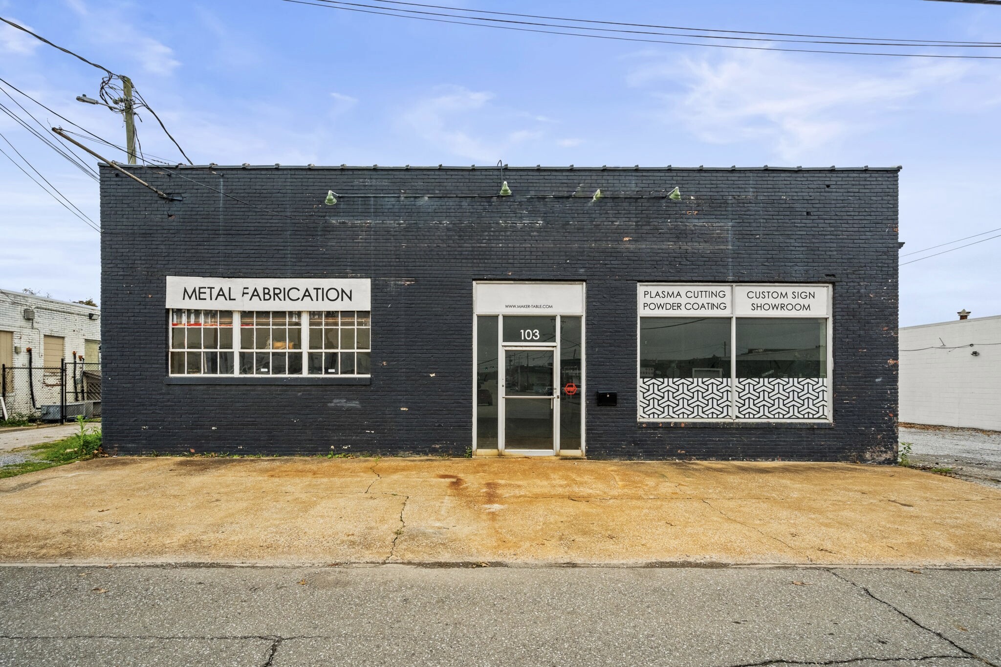 103 E 10th Ave, Springfield, TN for Rent