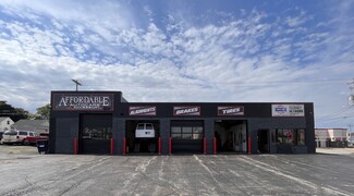 Green Bay, WI Service Station - 712 S Military Ave