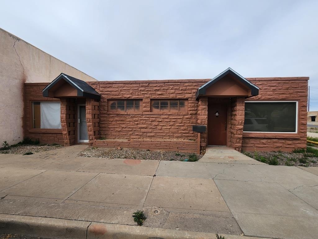205 S Cypress St, Pecos, TX for Sale