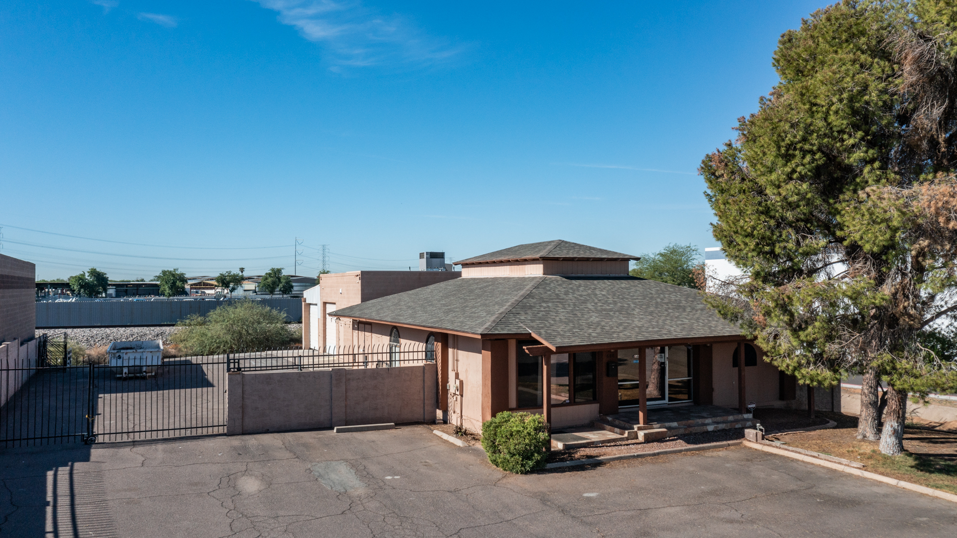 680 N Golden Key St, Gilbert, AZ for Rent