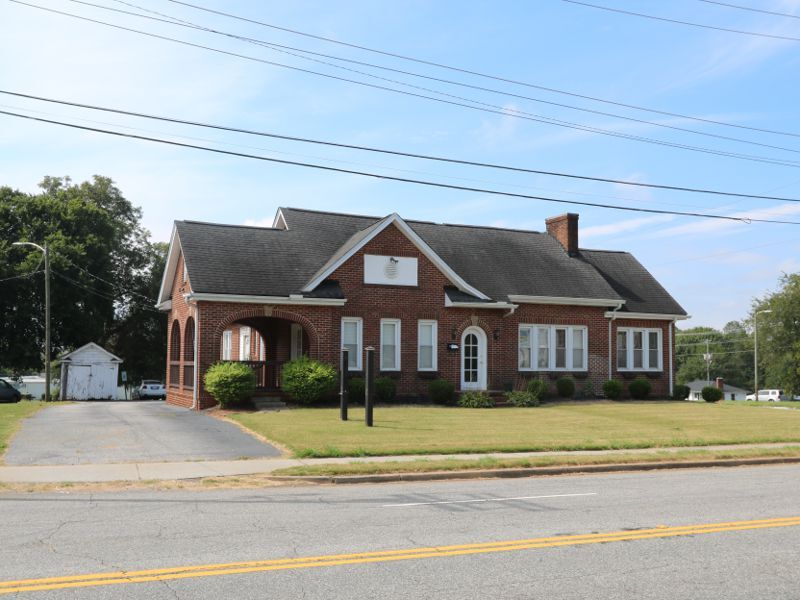 703 W Poinsett St, Greer, SC for Rent