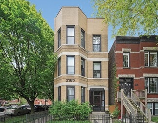 Chicago, IL Apartments - 3765 N Kenmore Ave