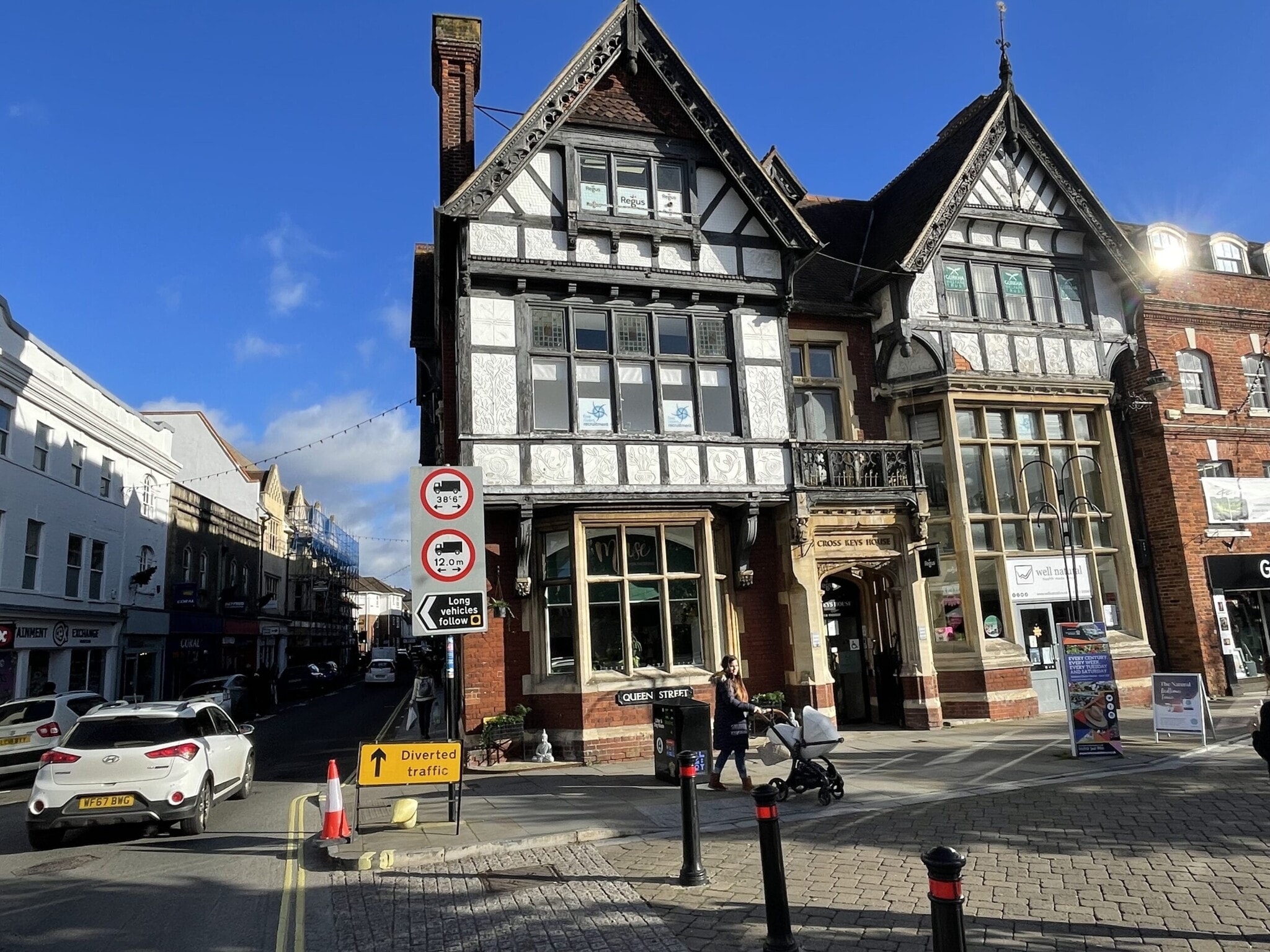 6-7 Queen St, Salisbury, WIL for Rent