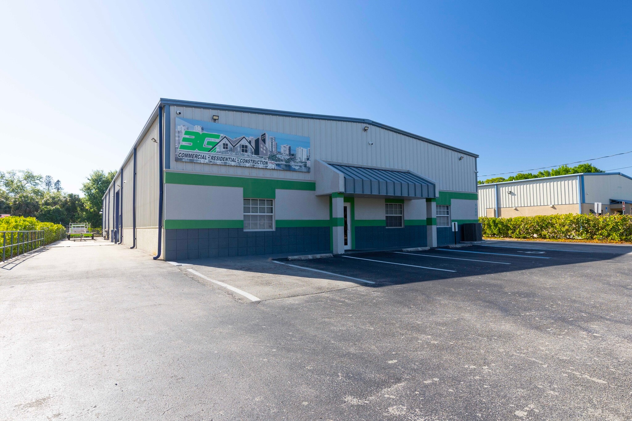 5600 Zip Dr, Fort Myers, FL for Sale