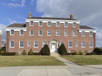 Lindenhurst, NY Loft/Creative Space - 260 S Wellwood Ave