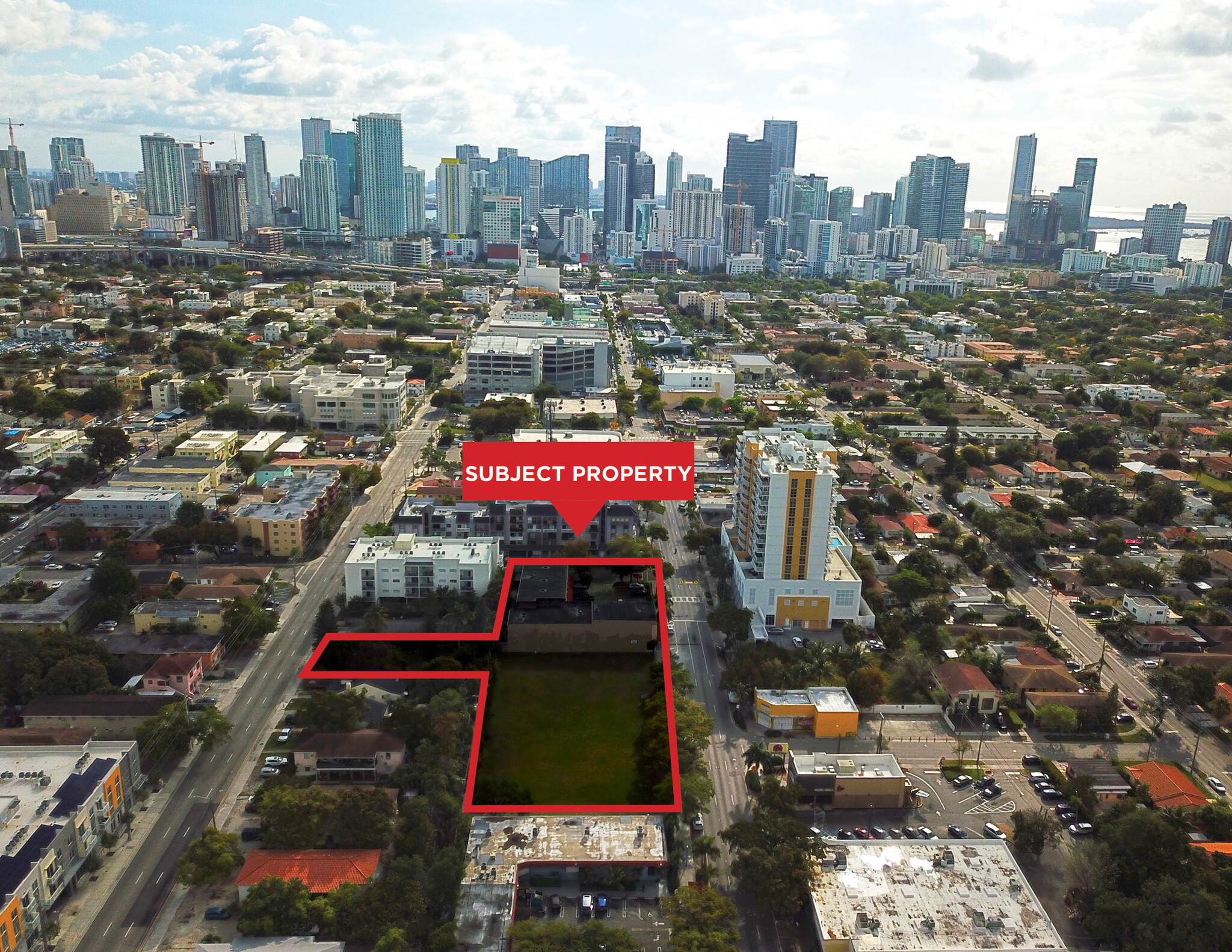 901 SW 8th St, Miami, FL for Sale