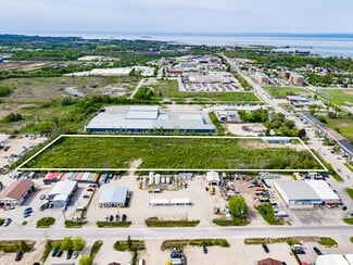 Collingwood, ON Commercial - 70 High St