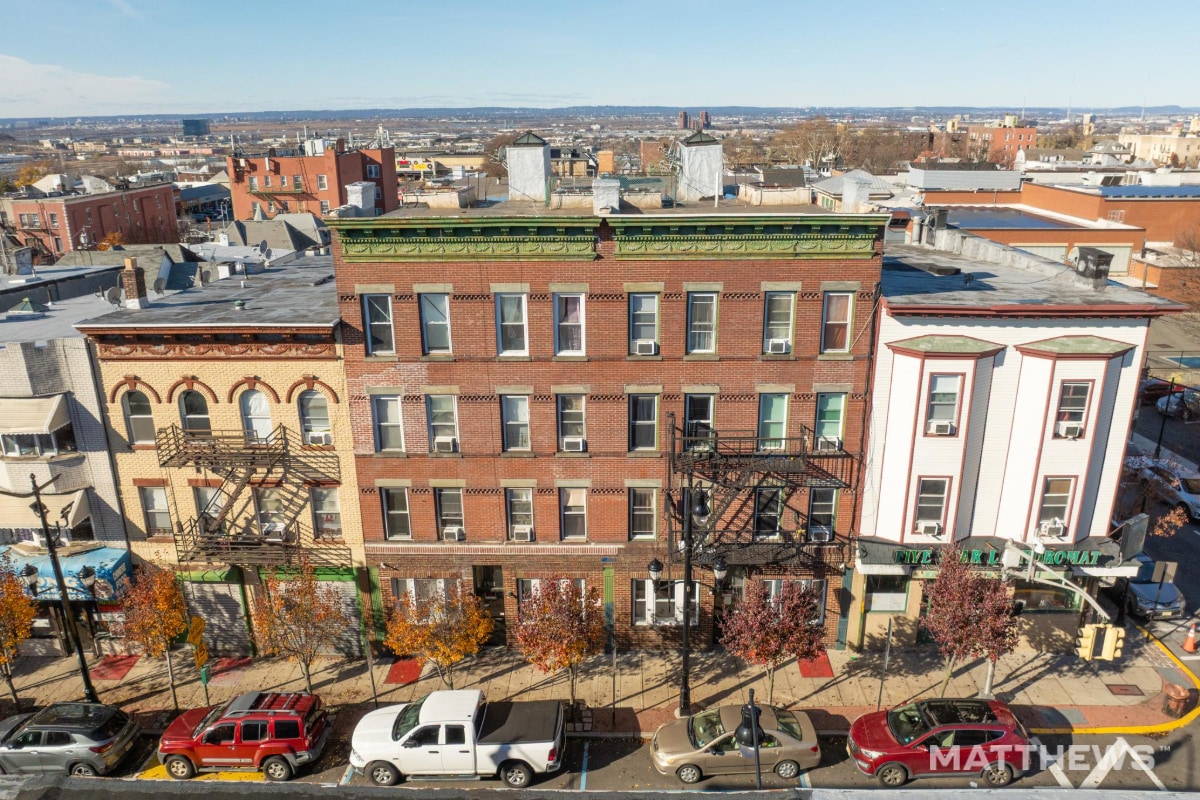 1511 Summit Ave, Union City, NJ for Sale
