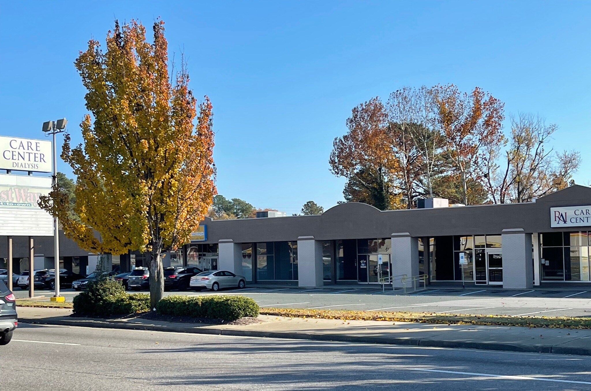 3301-3319 W Mercury Blvd, Hampton, VA for Rent