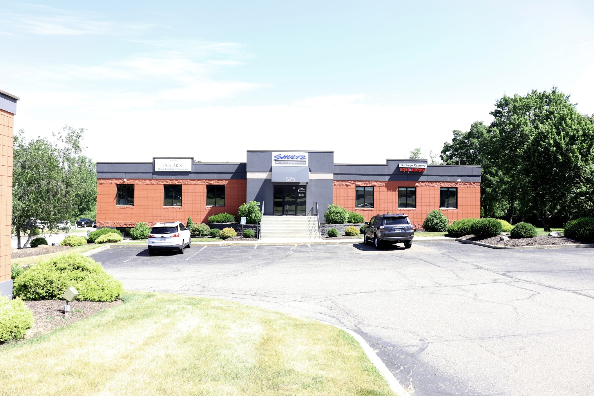 571 E Turkeyfoot Lake Rd, Akron, OH for Rent