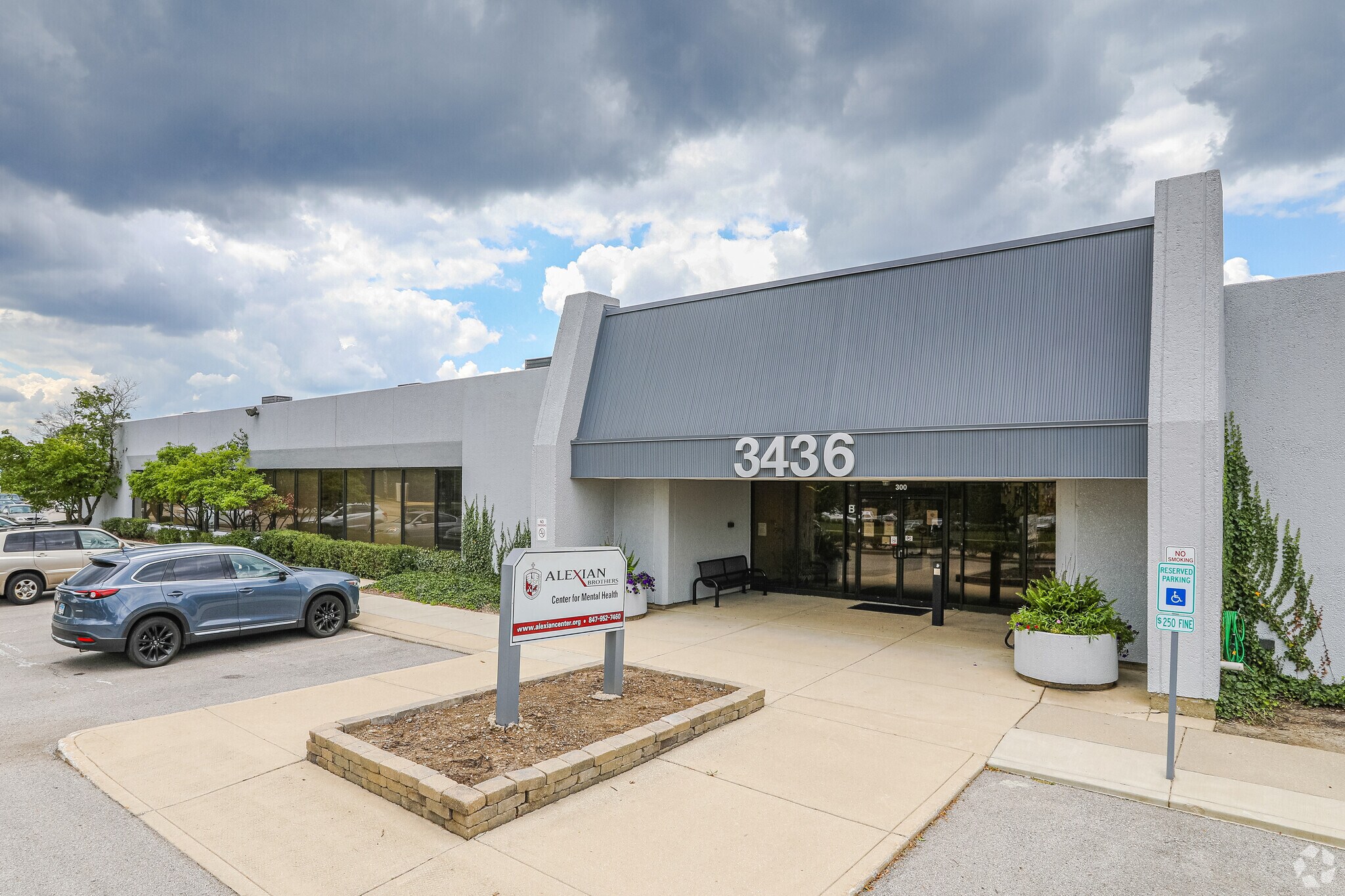 1156 Shure Dr, Arlington Heights, IL for Rent