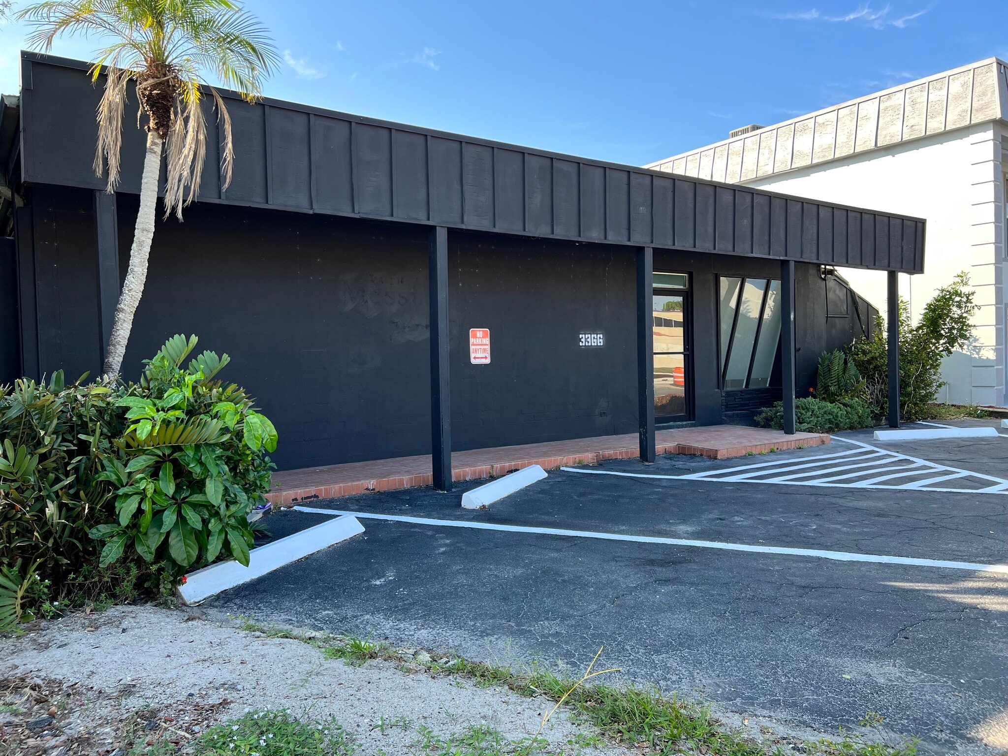 3366 Cleveland Ave, Fort Myers, FL for Rent