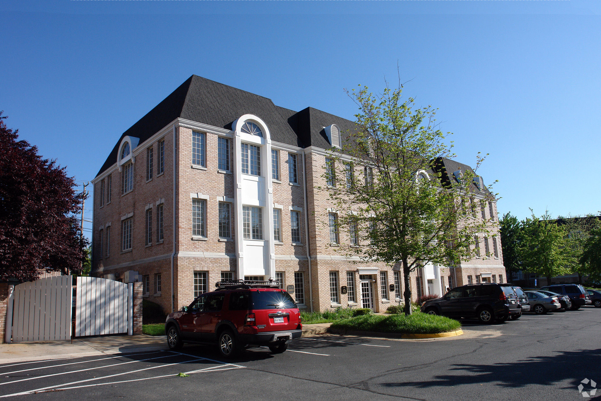 3913 Blenheim Blvd, Fairfax, VA for Sale