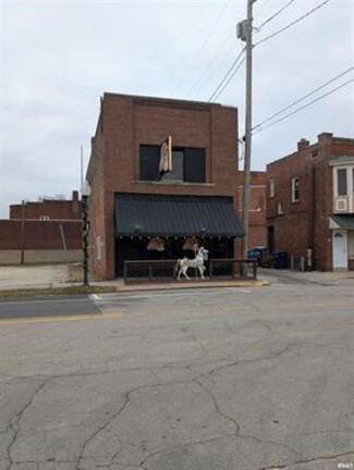 Huntington, IN Storefront - 32 W Washington St