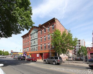 338-346 Main St  