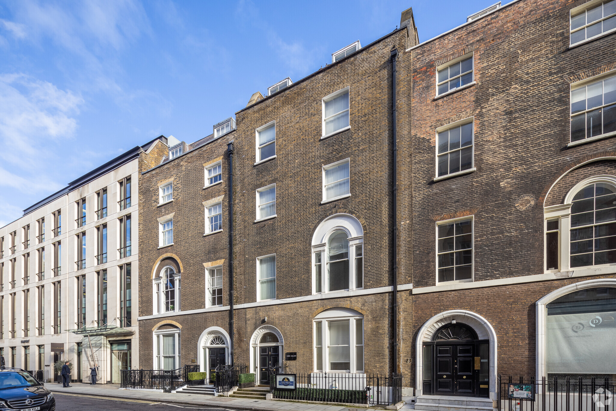 22 Grafton St, London, LND for Rent