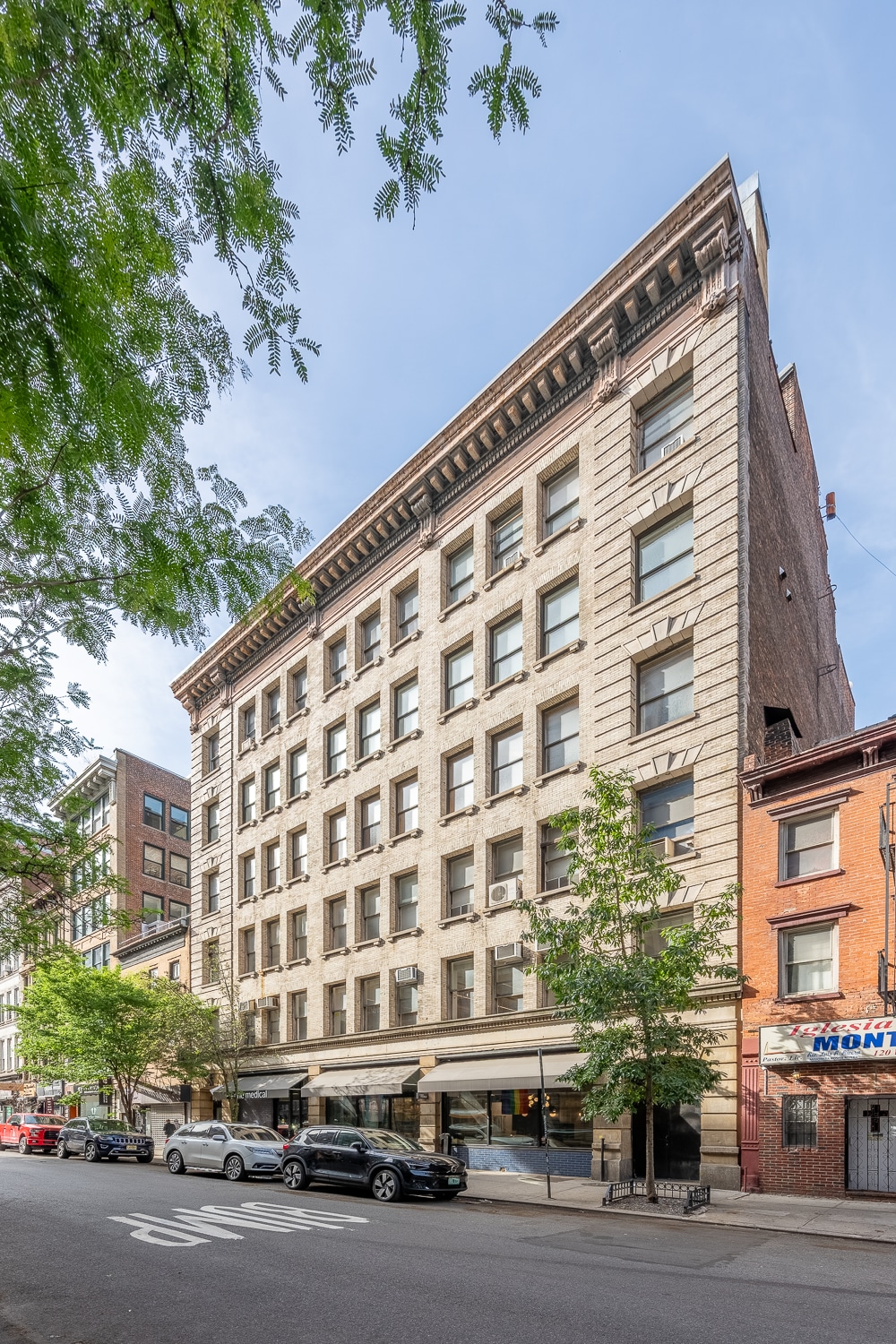 114 W 17th St, New York, NY for Sale
