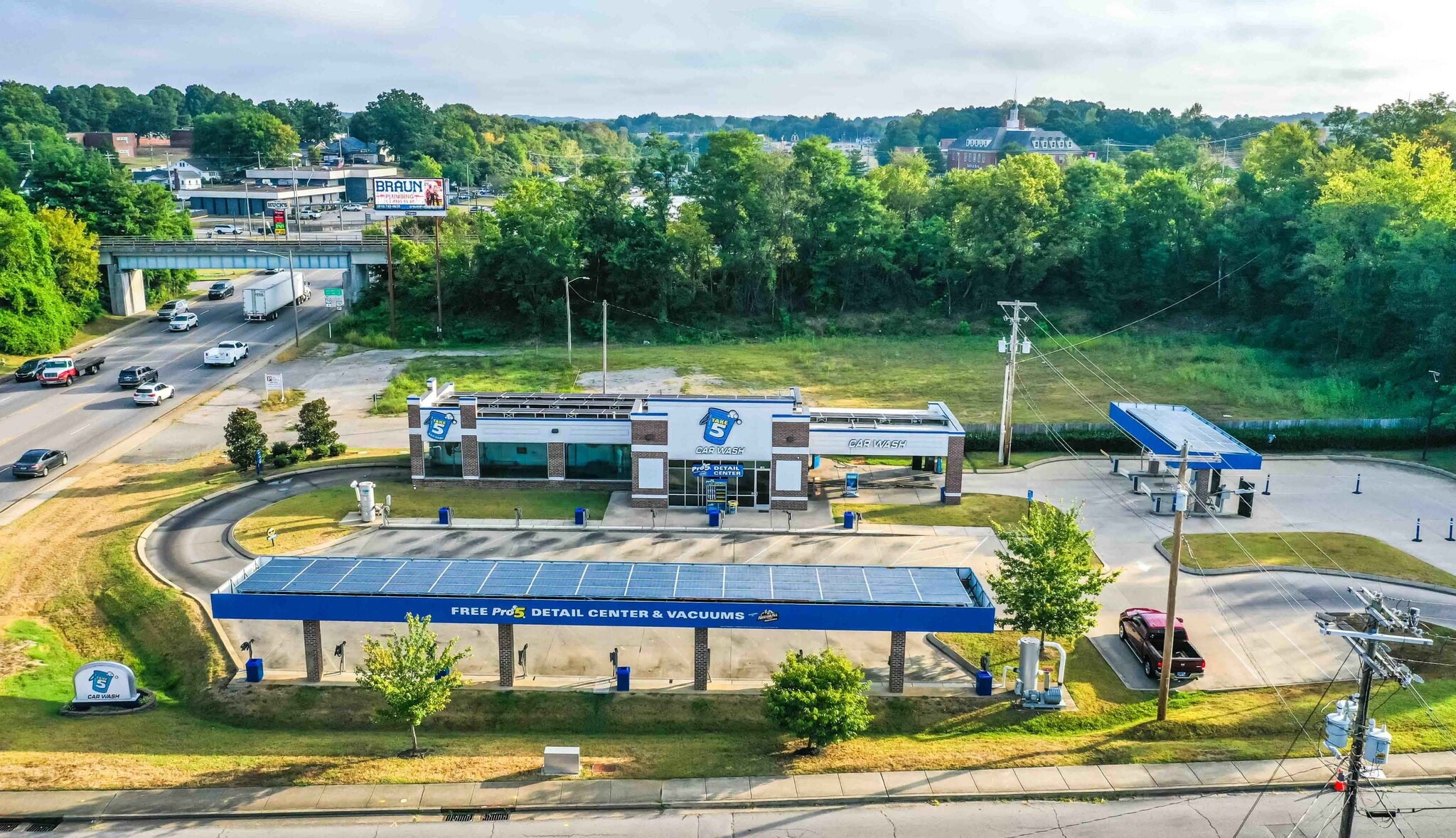 111 Martin Luther King Jr Blvd, Dickson, TN for Sale