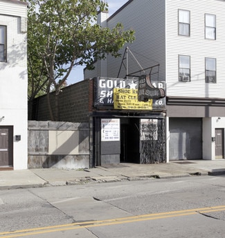 Camden, NJ Storefront - 1120 S Broadway