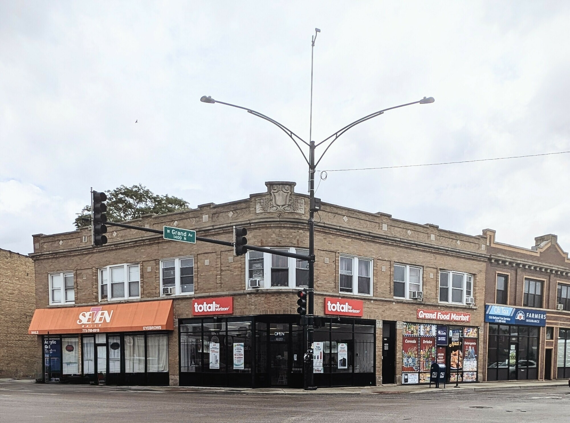 3962-3966 W Grand Ave, Chicago, IL for Sale