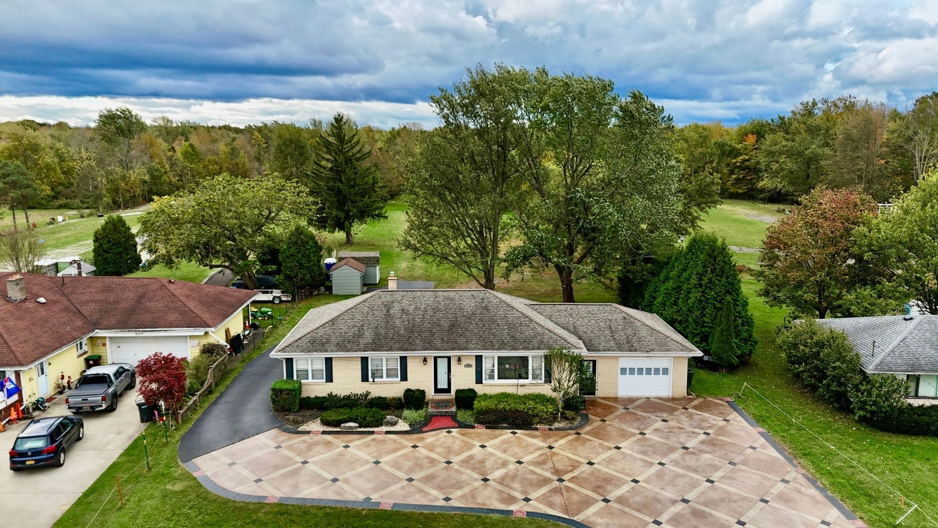 5241 Big Tree Rd, Orchard Park, NY for Sale