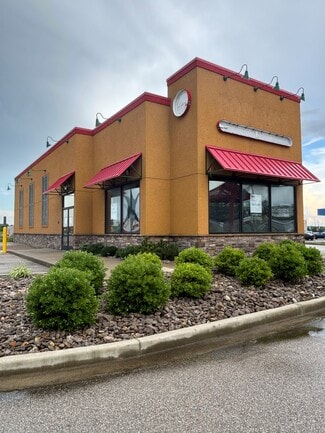 Salem, IN Retail - 1315 E Hackberry St